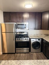 1007 N Marshall St, Unit 310 in Milwaukee, WI - Foto de edificio - Building Photo