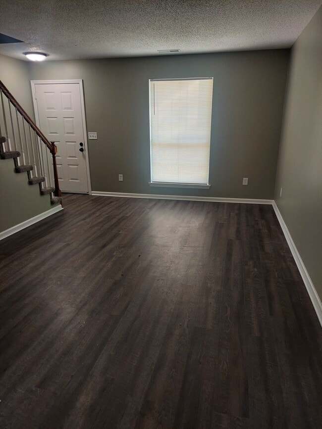 108 Bell St, Unit B in Soddy Daisy, TN - Building Photo - Building Photo