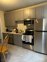 822 Huntington Ave, Unit 4 in Boston, MA - Building Photo