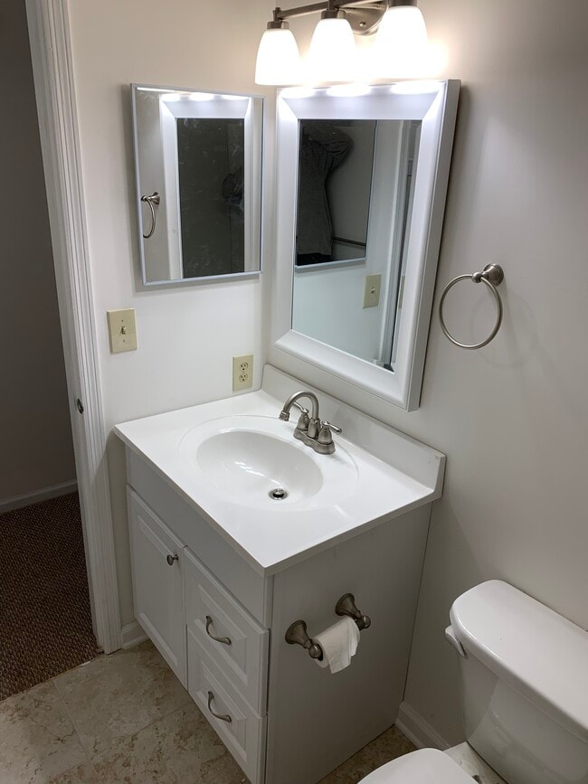 613 Poplar Ct in Lansdale, PA - Building Photo - Building Photo