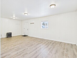 2377 Edsson Ave in North Pole, AK - Building Photo - Building Photo