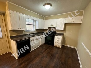 3113 Cobblestone Dr in Birmingham, AL - Building Photo - Building Photo