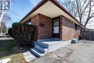 611 Athol St E in Oshawa, ON - Building Photo - Building Photo
