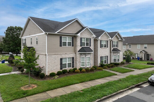 Northern Quarters Condominiums in Winston-Salem, NC - Building Photo - Primary Photo