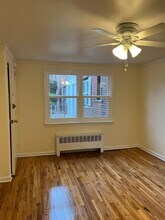 41A Carolyn Ter, Unit 41a in Roselle, NJ - Building Photo - Building Photo