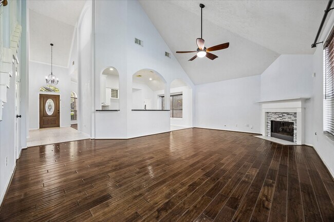 11522 Whittier Bridge Ln in Sugar Land, TX - Building Photo - Building Photo