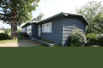 2816 8th St NE in Center Point, AL - Building Photo - Building Photo