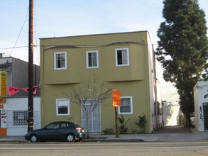 1818 N. Broadway Ave. in Los Angeles, CA - Building Photo - Building Photo