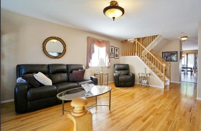 21 Jumel St in Staten Island, NY - Foto de edificio - Building Photo