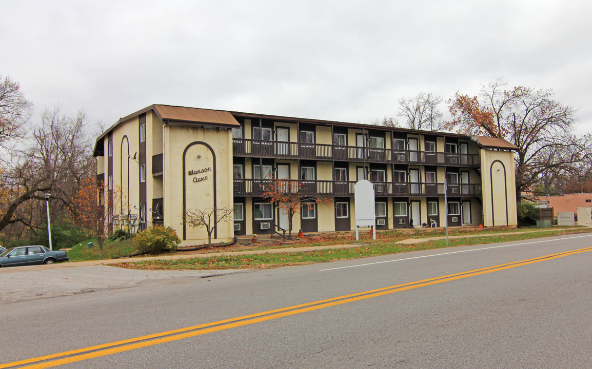 Warson Oaks Apartments in St. Louis, MO - Building Photo