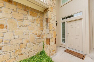 1101 E Parmer Ln in Austin, TX - Building Photo - Building Photo