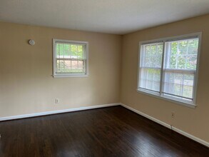 717 Grove Ave in Raleigh, NC - Building Photo - Building Photo