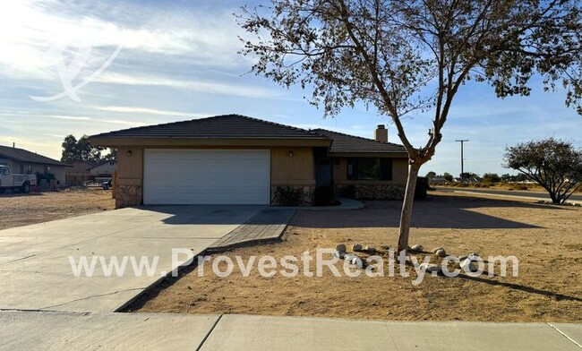 14498 Amador Ct in Apple Valley, CA - Building Photo - Building Photo