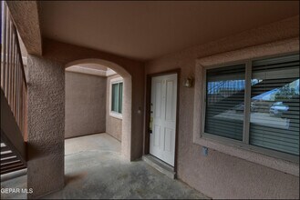 3404 Blue Earth Ln-Unit -A in El Paso, TX - Building Photo - Building Photo