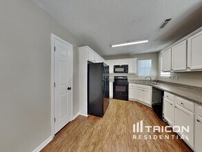 1217 Redbud Ct in Mcdonough, GA - Building Photo - Building Photo