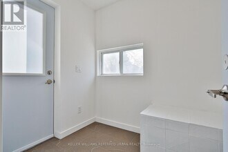 786 Gladstone Ave in Toronto, ON - Building Photo - Building Photo