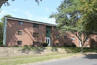 Building Photo - Hawley Hill - Eastwood Apartamentos in Syracuse, New York