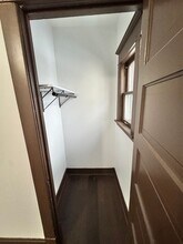 1021 Charles Ave in St. Paul, MN - Foto de edificio - Building Photo