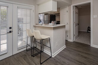 Lumiere in Metairie, LA - Building Photo - Interior Photo