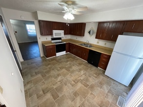 112 Mesa Rd in Springfield, IL - Building Photo - Building Photo