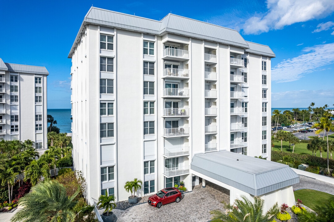 The Laurentians of Naples in Naples, FL - Building Photo