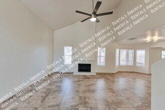 3460 W Sky Ridge Loop in Tucson, AZ - Building Photo - Building Photo