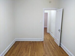 710 Seward St, Unit 1S in Evanston, IL - Building Photo - Building Photo