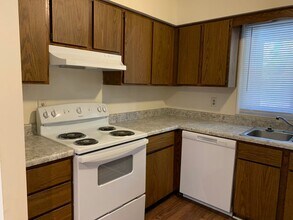 6720-6722 Miles Dr in Raleigh, NC - Building Photo - Building Photo