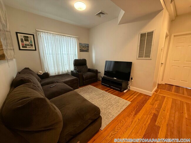 16 Carpenter St in Boston, MA - Building Photo - Building Photo