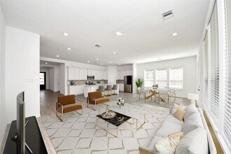 17770 Misty Brk Ln in Woodloch, TX - Building Photo - Building Photo