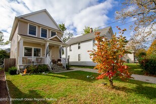 41 Bank St in Red Bank, NJ - Building Photo