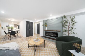 201 Zabriskie St in Jersey City, NJ - Building Photo - Building Photo