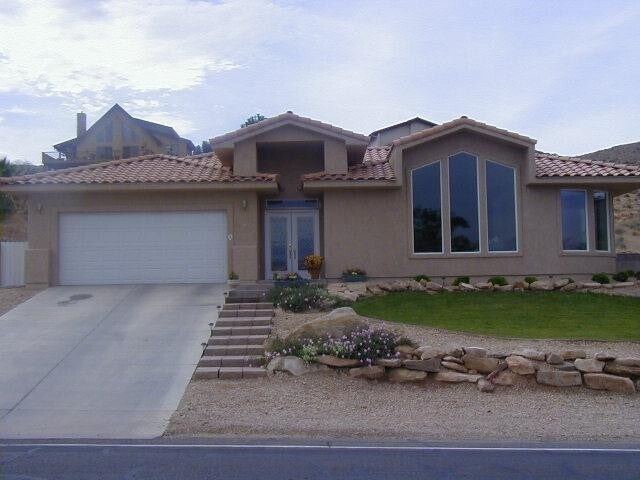 976 E Fort Pierce Dr in Saint George, UT - Building Photo
