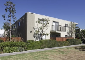 Shade Tree Apartments in Anaheim, CA - Building Photo