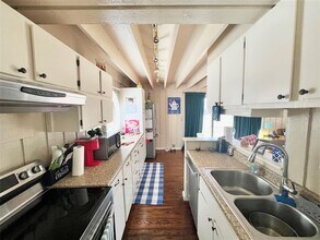 128 Topspin Cir in Spicewood, TX - Building Photo - Building Photo