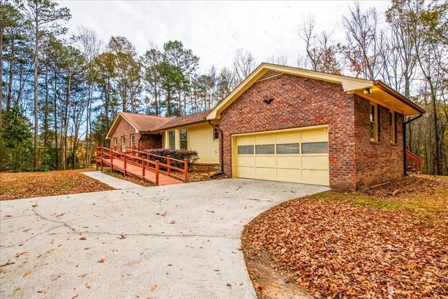 4967 Macland Rd in Powder Springs, GA - Building Photo - Building Photo