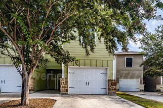 535 Advantage Dr in New Braunfels, TX - Building Photo - Building Photo