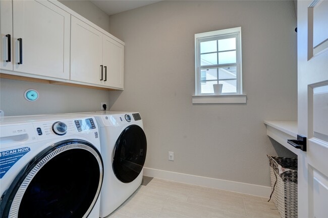 3603 Kensington Gdns Ln