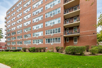 The Highlander Hall in Jamaica, NY - Building Photo - Building Photo