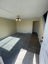 255 Otis Ct in Lakewood, CO - Building Photo - Building Photo