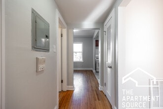 2007 W Jarvis Ave in Chicago, IL - Foto de edificio - Building Photo