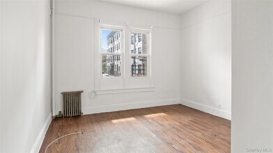 39 Victor St in Yonkers, NY - Building Photo - Building Photo