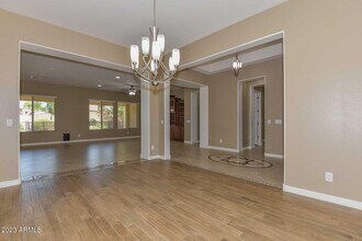 7592 W Crystal Rd in Glendale, AZ - Building Photo - Building Photo
