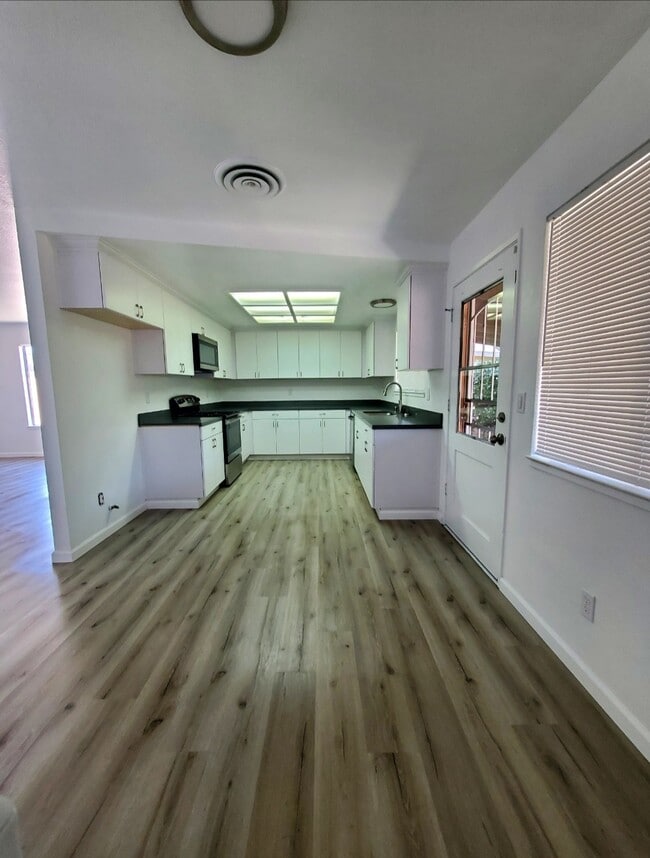 1601 Elizabeth Ct Rentals in Modesto, CA