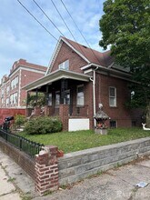 90 Pershing Ave in Carteret, NJ - Building Photo - Building Photo