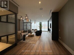 2545 Simcoe St N in Oshawa, ON - Building Photo - Building Photo