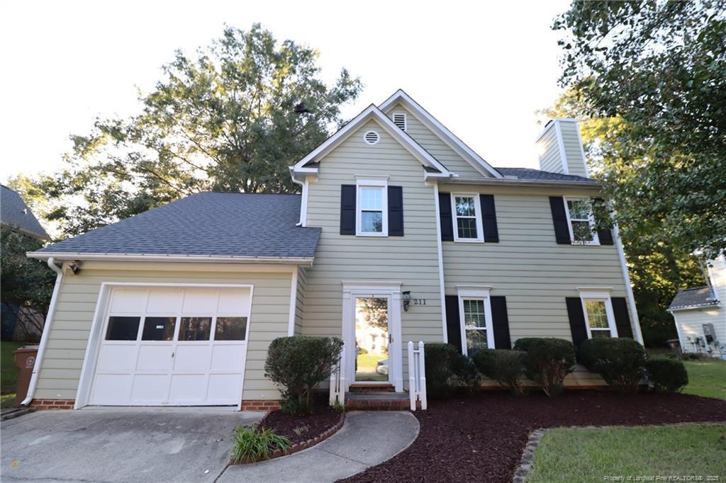 211 Amberglow Pl in Cary, NC - Building Photo