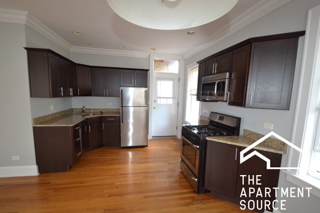 property at 4414 N Rockwell St