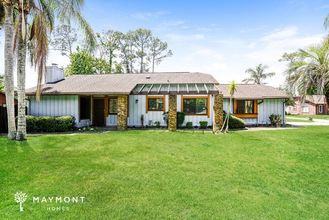 property at 55 Windrift Ct