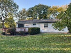 7 Metroview Ct, Unit B-03 in Ann Arbor, MI - Building Photo - Building Photo